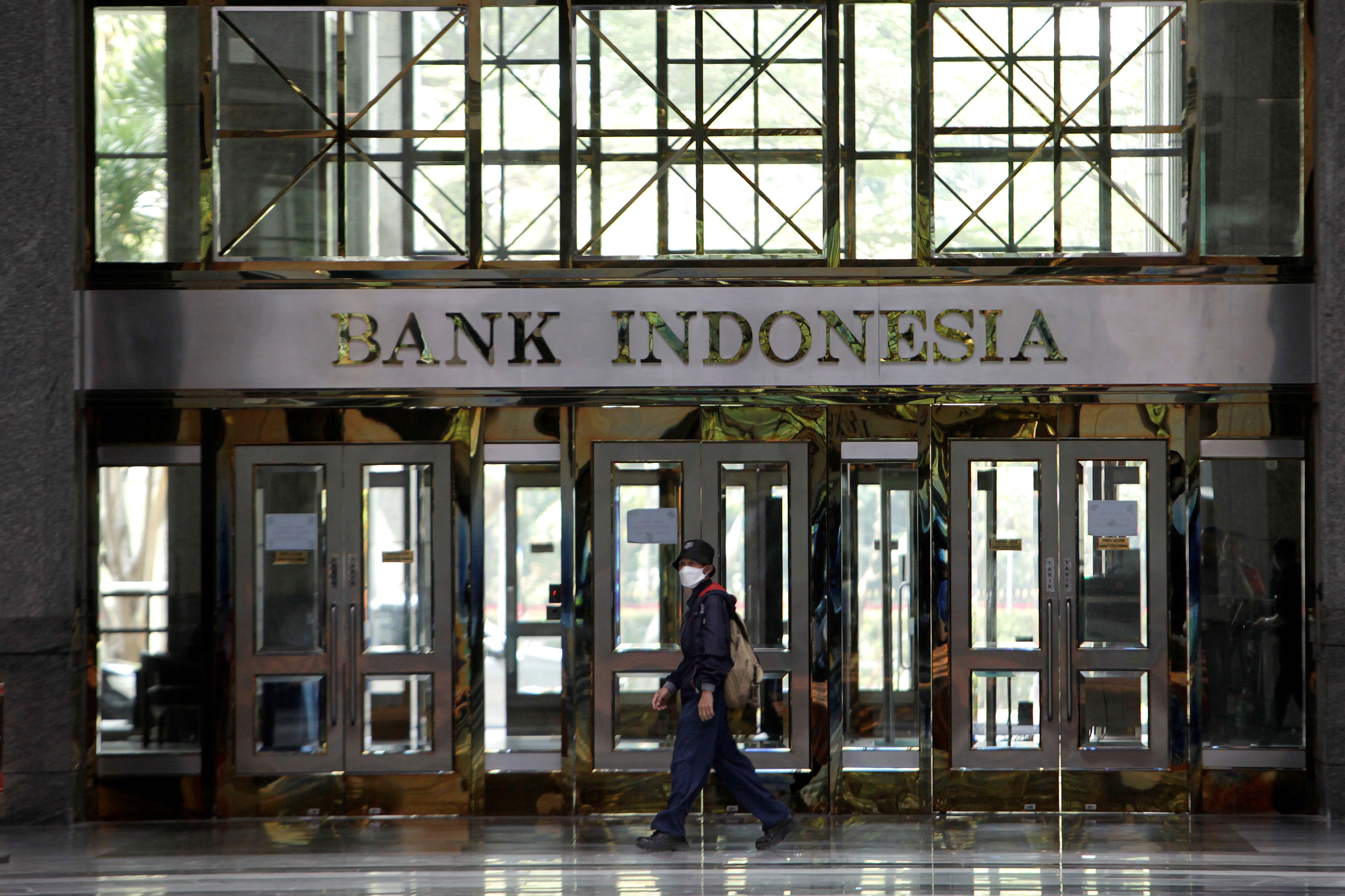 Mengapa Pemerintah Menaruh Rp381 T di Bank?